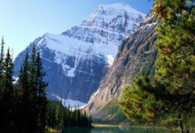 关于关键时刻北京首钢调整名单以备CBA常规赛，远射贴柱环节打磨，更衣室稳定，阵容厚度经受考验的信息