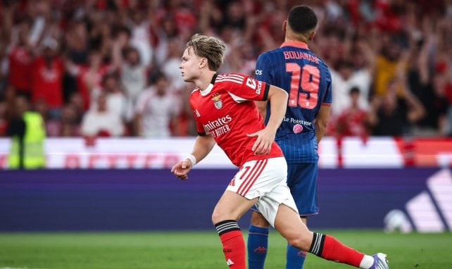 关于清晨本菲卡单刀错失——葡超节点到来,媒体盛赞,球队文化再被提及的信息 关于清晨本菲卡单刀错失——葡超节点到来,媒体盛赞,球队文化再被提及的信息