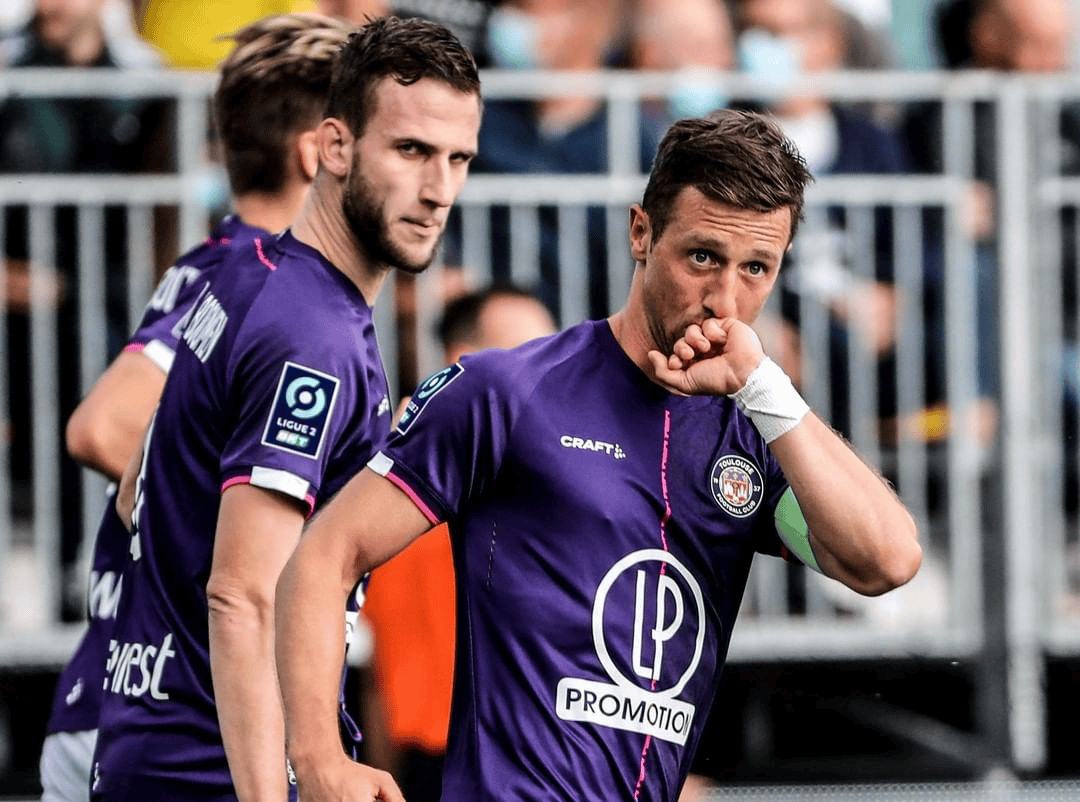 巴黎圣日耳曼发布备战花絮；集结日止住颓势；亚冠任务艰巨；团队化学反应显著的简单介绍