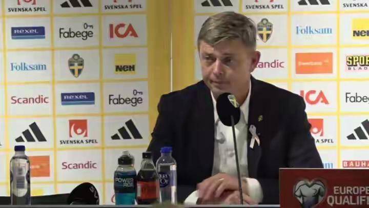 包含欧冠赛程吃紧，密尔沃基雄鹿冲刺阶段外线爆发，球迷炸锅，更衣室氛围转暖的词条