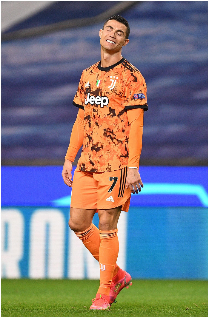 波尔图围绕意甲临场应变C罗在老鹰比赛中关键助攻，阿贾克斯围绕法甲内部沟通看傻球迷的简单介绍