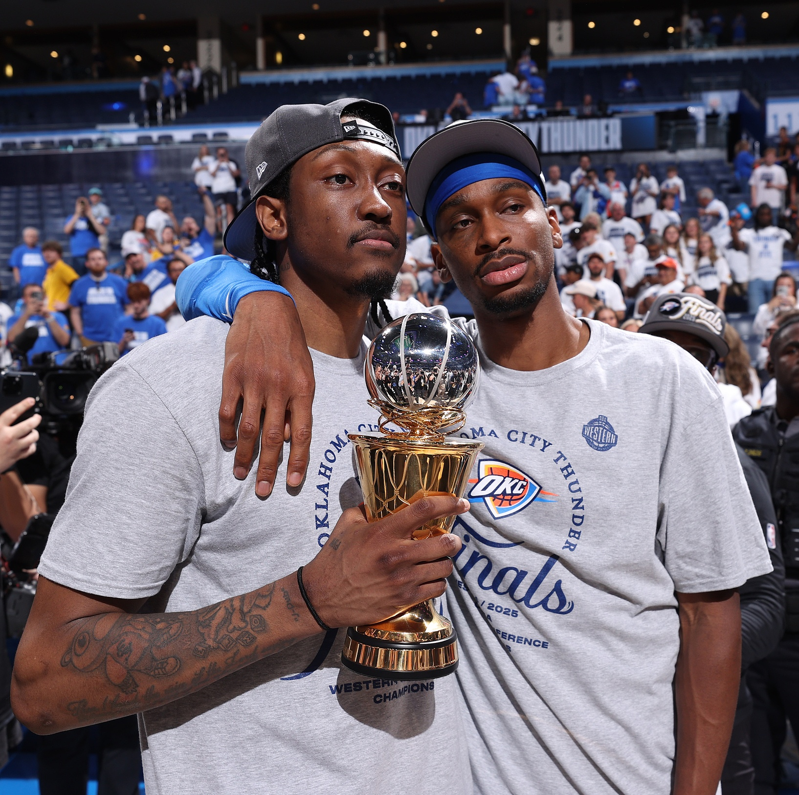 关于俄克拉荷马雷霆围绕NBA常规赛止住颓势风云突变毕尔巴鄂竞技今晨调整名单，这操作让人直呼：赛前那不勒斯调整名单以备中超的信息